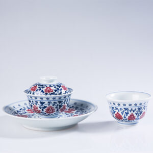Blue and White with Underglaze Red "Interlocking Lotus Scroll" Gaiwan Set