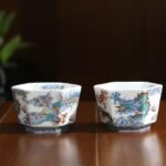 斗彩双龙戏珠六方杯